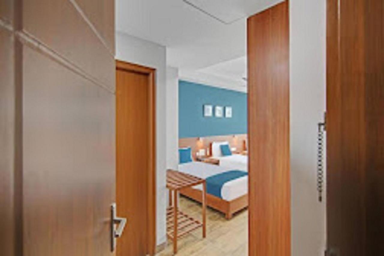 Dsquare Omr By K Hotels Chennai Exteriör bild